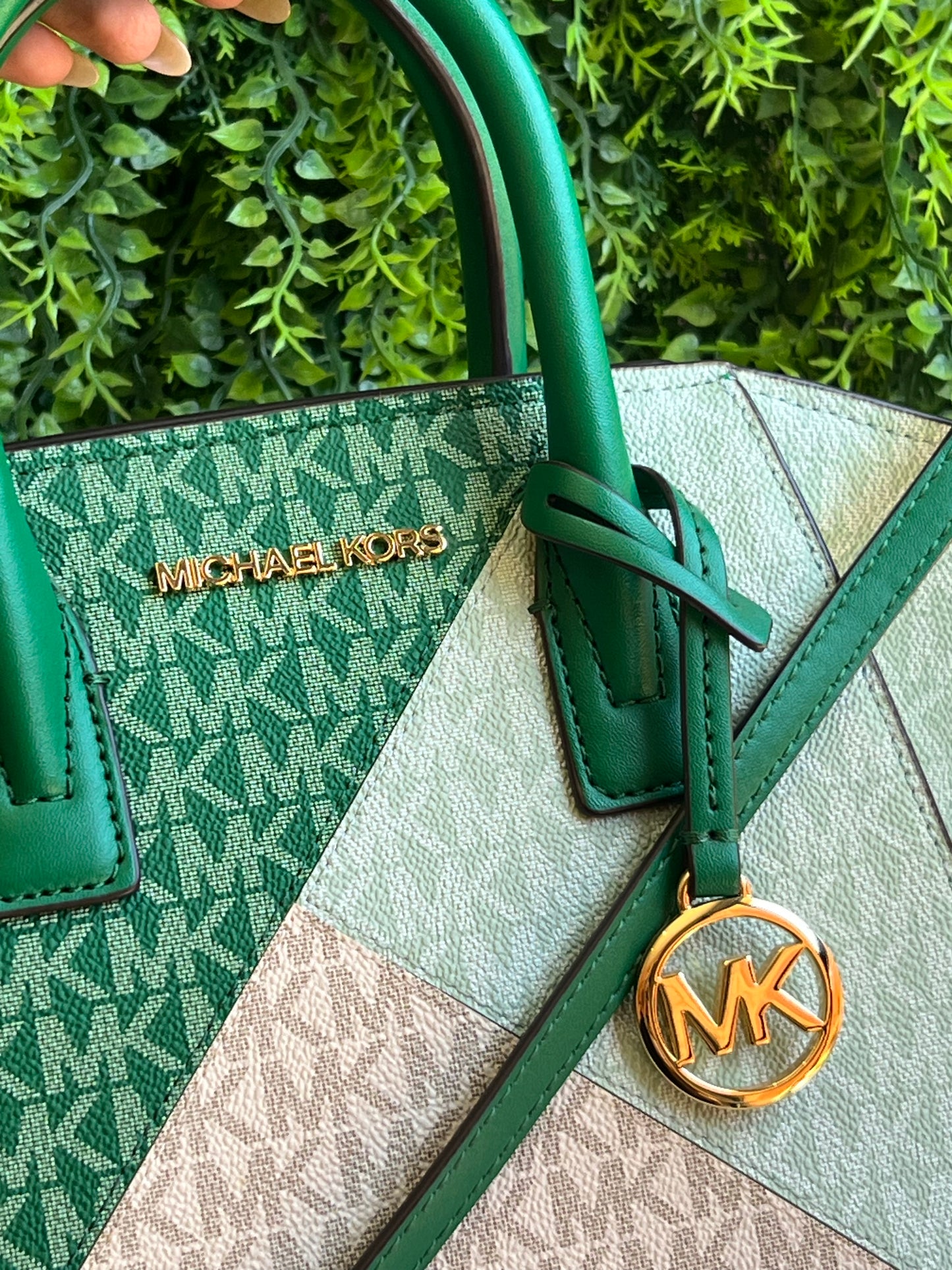 Michael Kors Monograma Verde e Branca