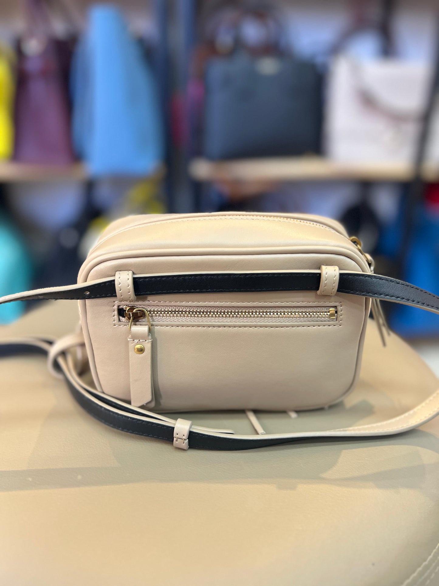 Saint Laurent Pochette Lou Leather Nude