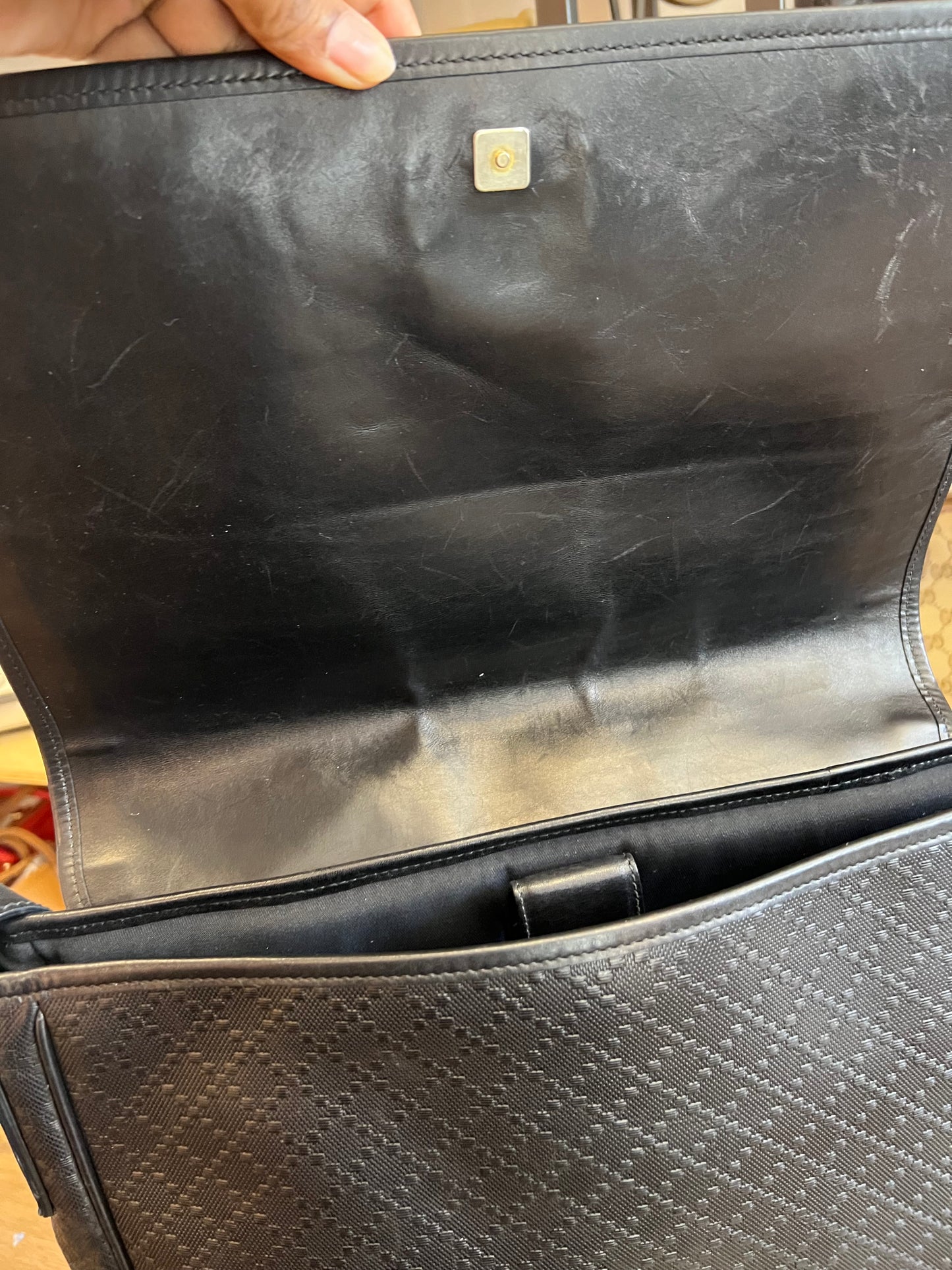 Gucci Messenger Couro Preta