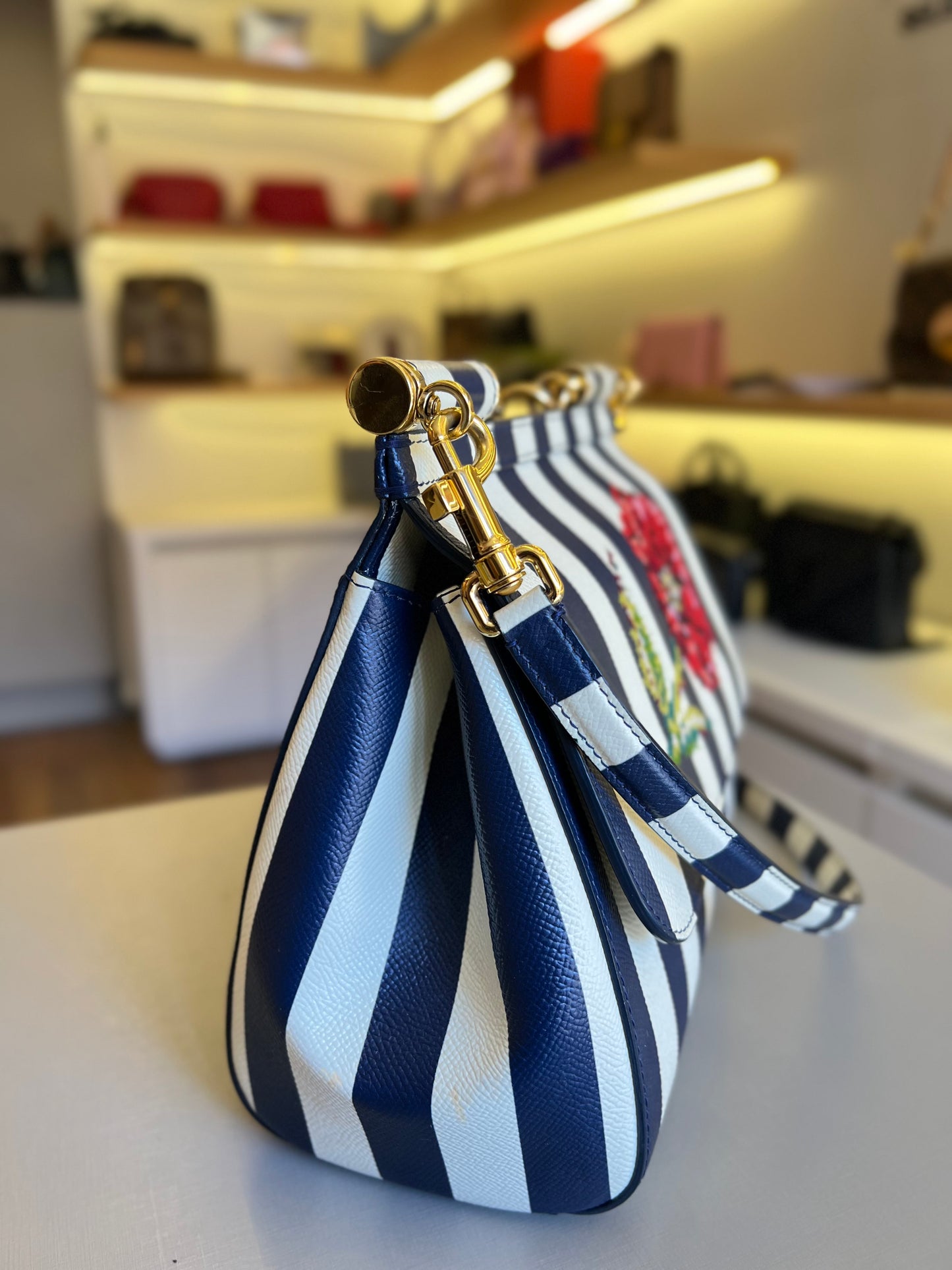 Dolce & Gabbana Sicily Bordada