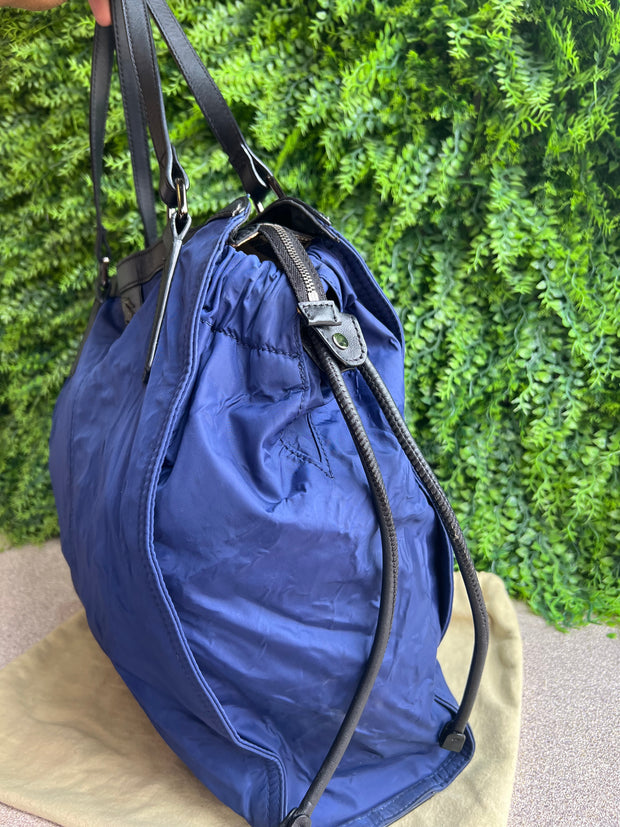 Burberry Buckleigh de Nylon Azul Marinho