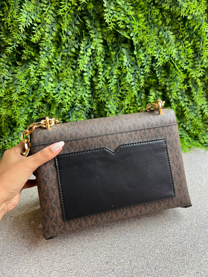 Michael Kors Monograma Lock
