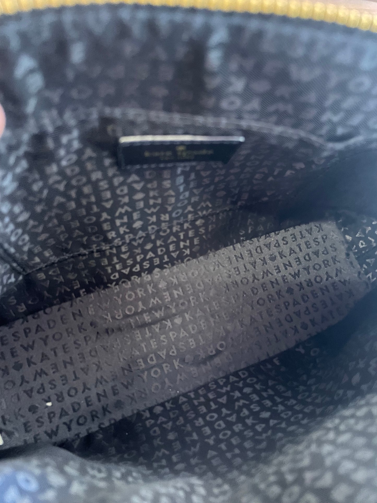 Kate Spade Poá Crossbody