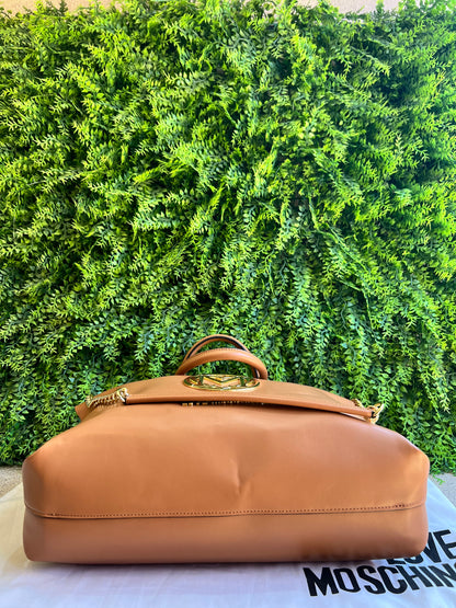 Bolsa Love Moschino Caramelo
