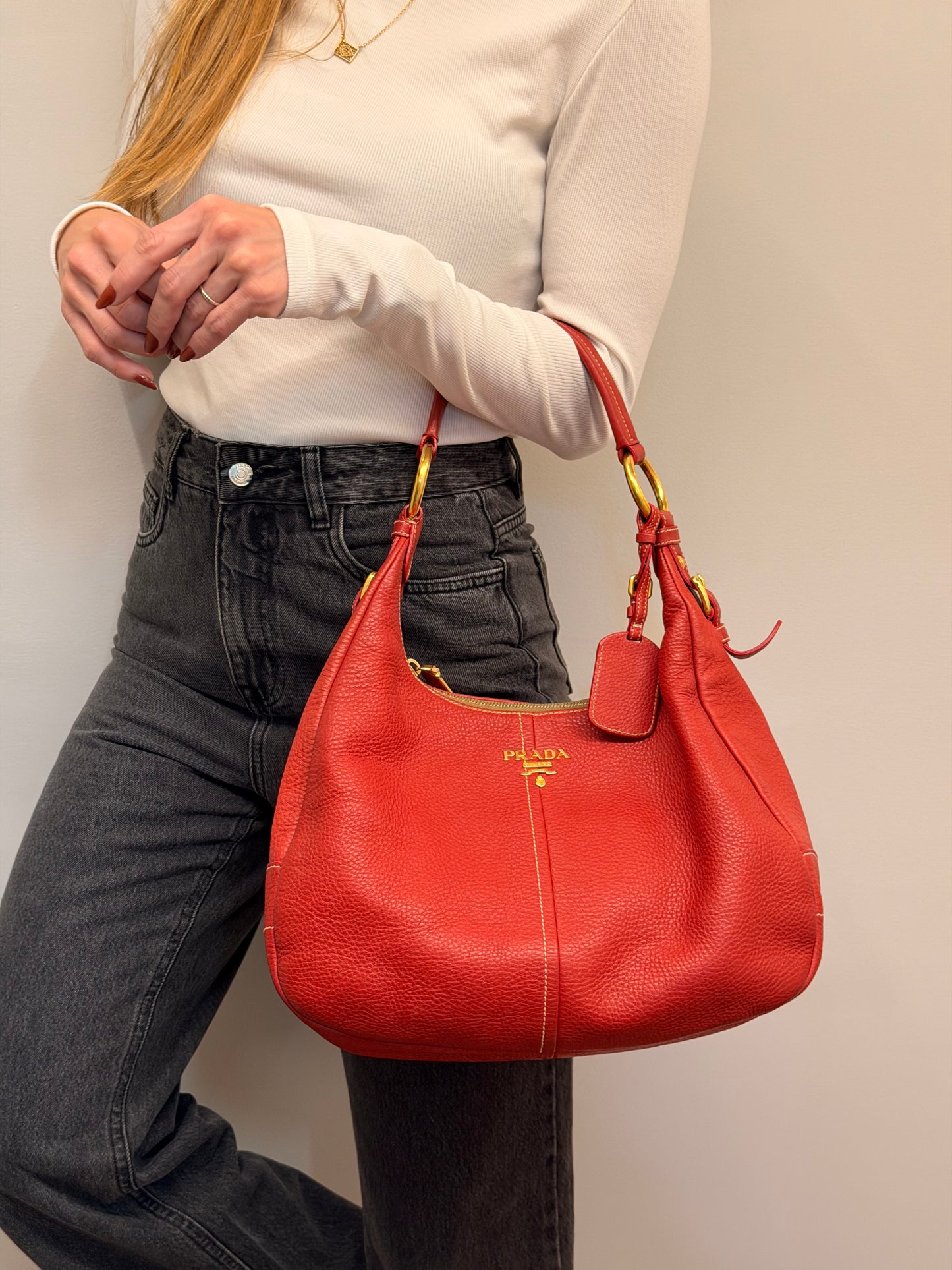 Prada Vitello Shoulder Vermelha