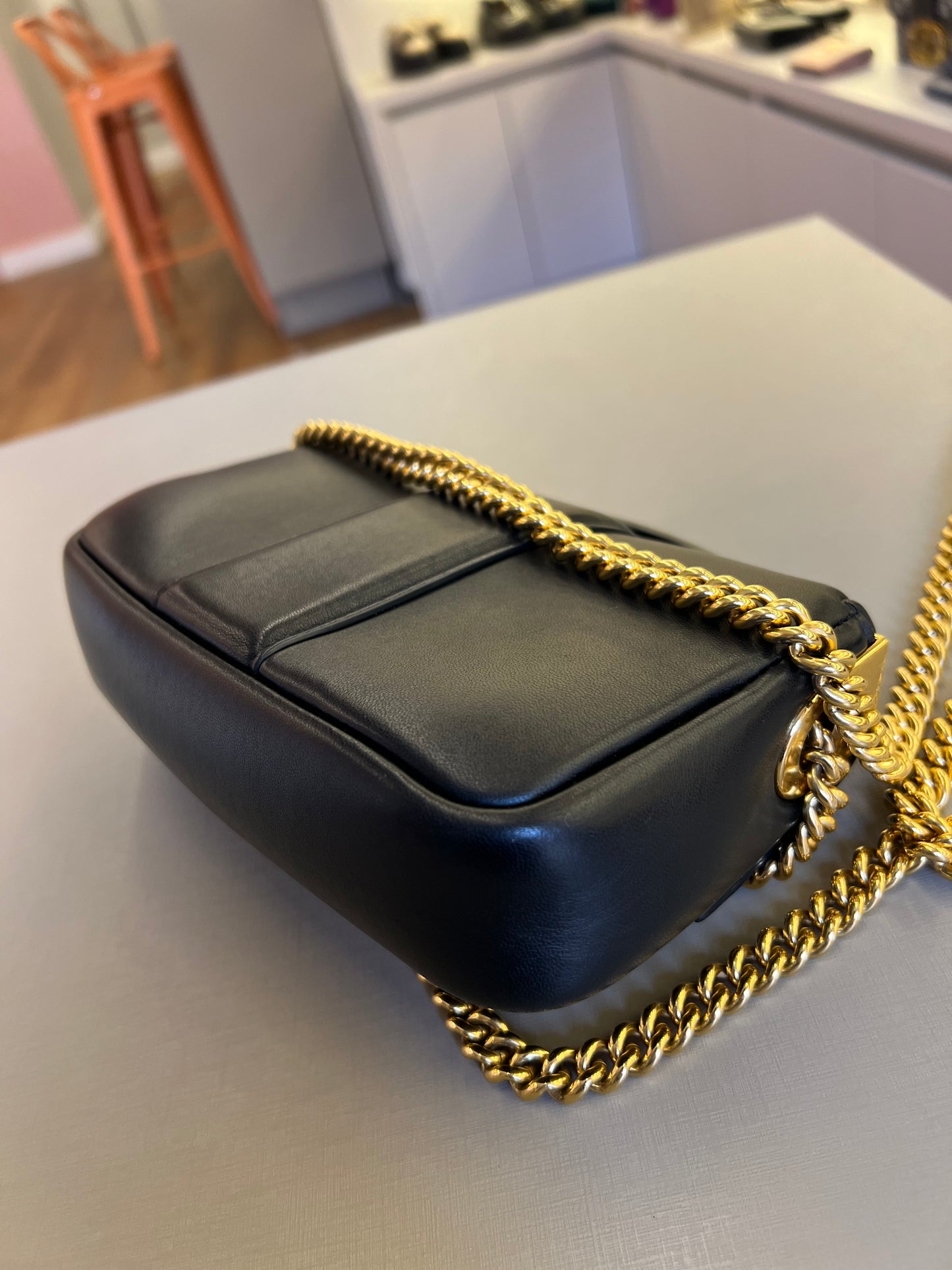 Fendi Mini Baguette Chain Preta