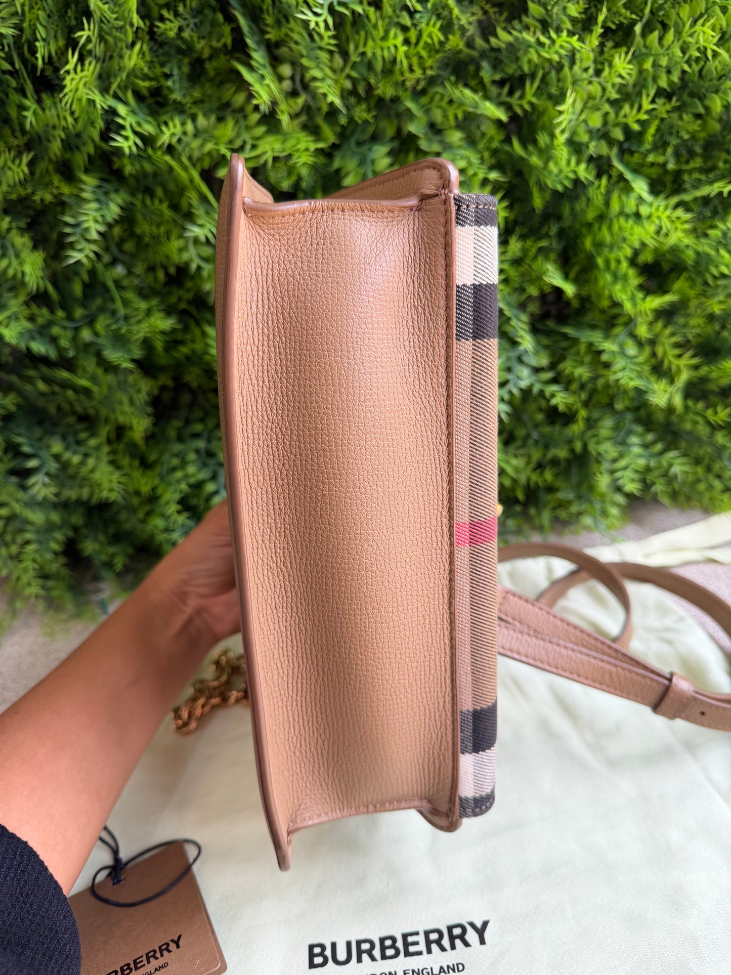 Burberry Macken Check Nude