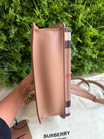 Burberry Macken Check Nude