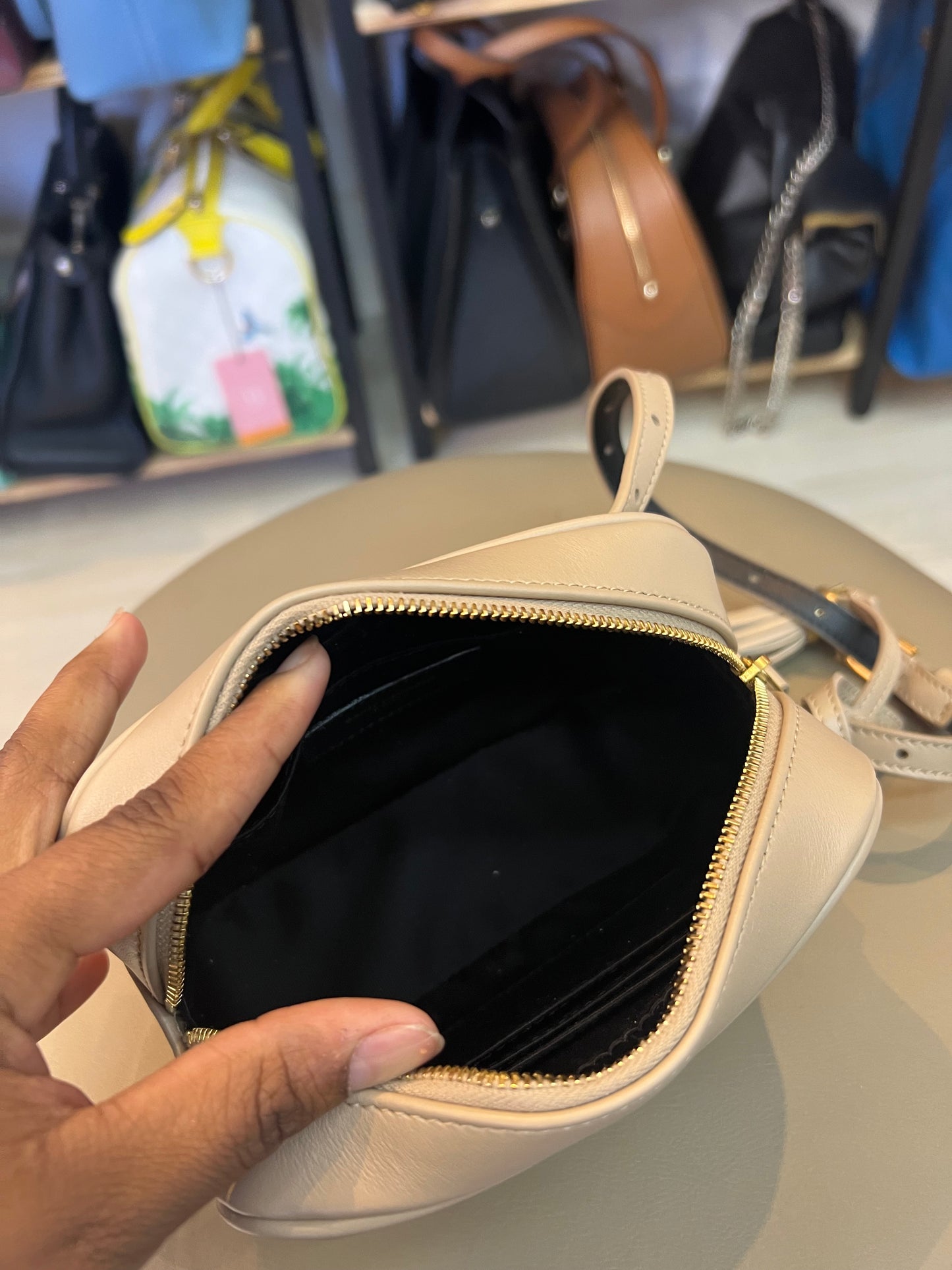 Saint Laurent Pochette Lou Leather Nude