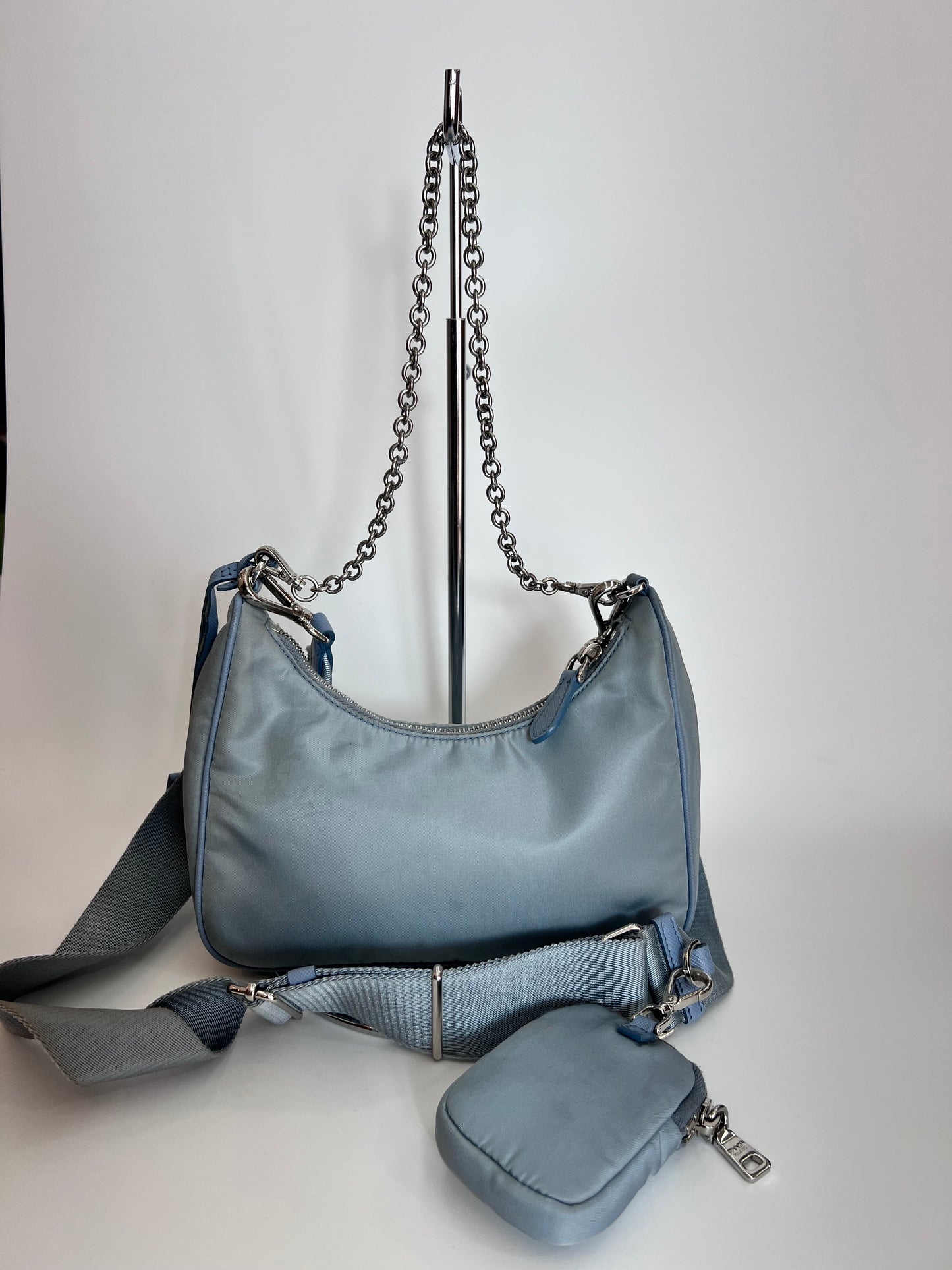 Prada Re-edition Azul