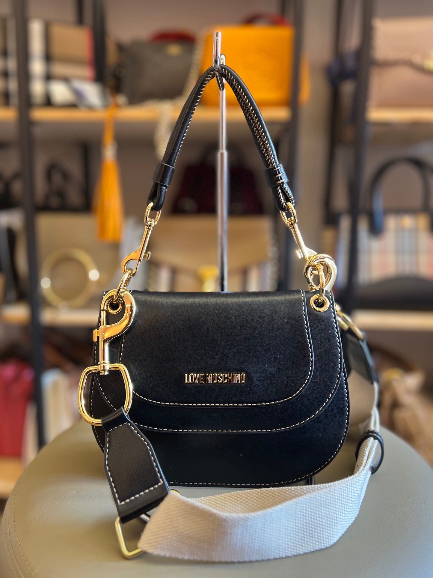 Love Moschino Shoulder Preta