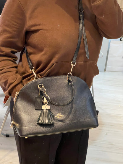 Coach Sierra Satchel em Couro Preto