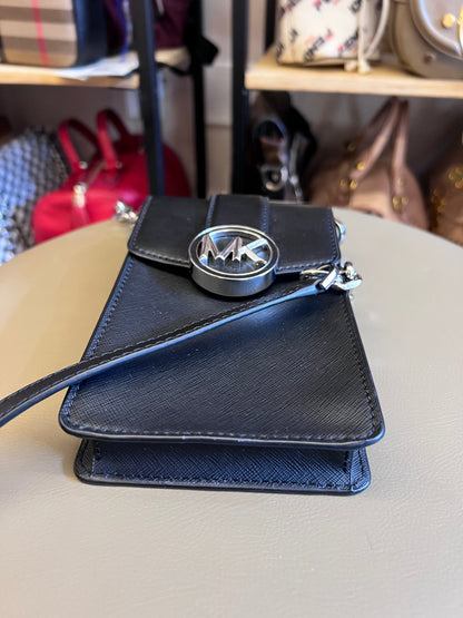 Michael Kors Phone Bag Carmen