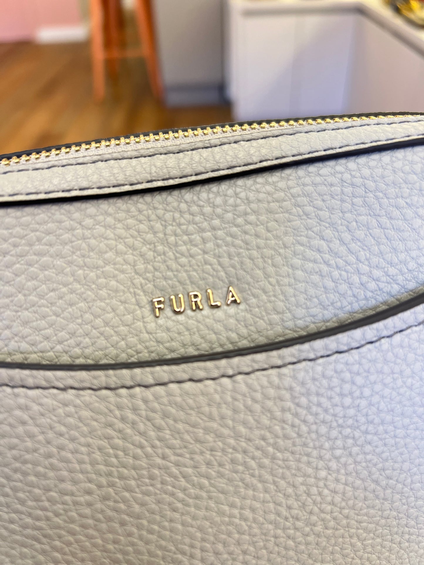 Furla Gea Mini Crossbody Cinza