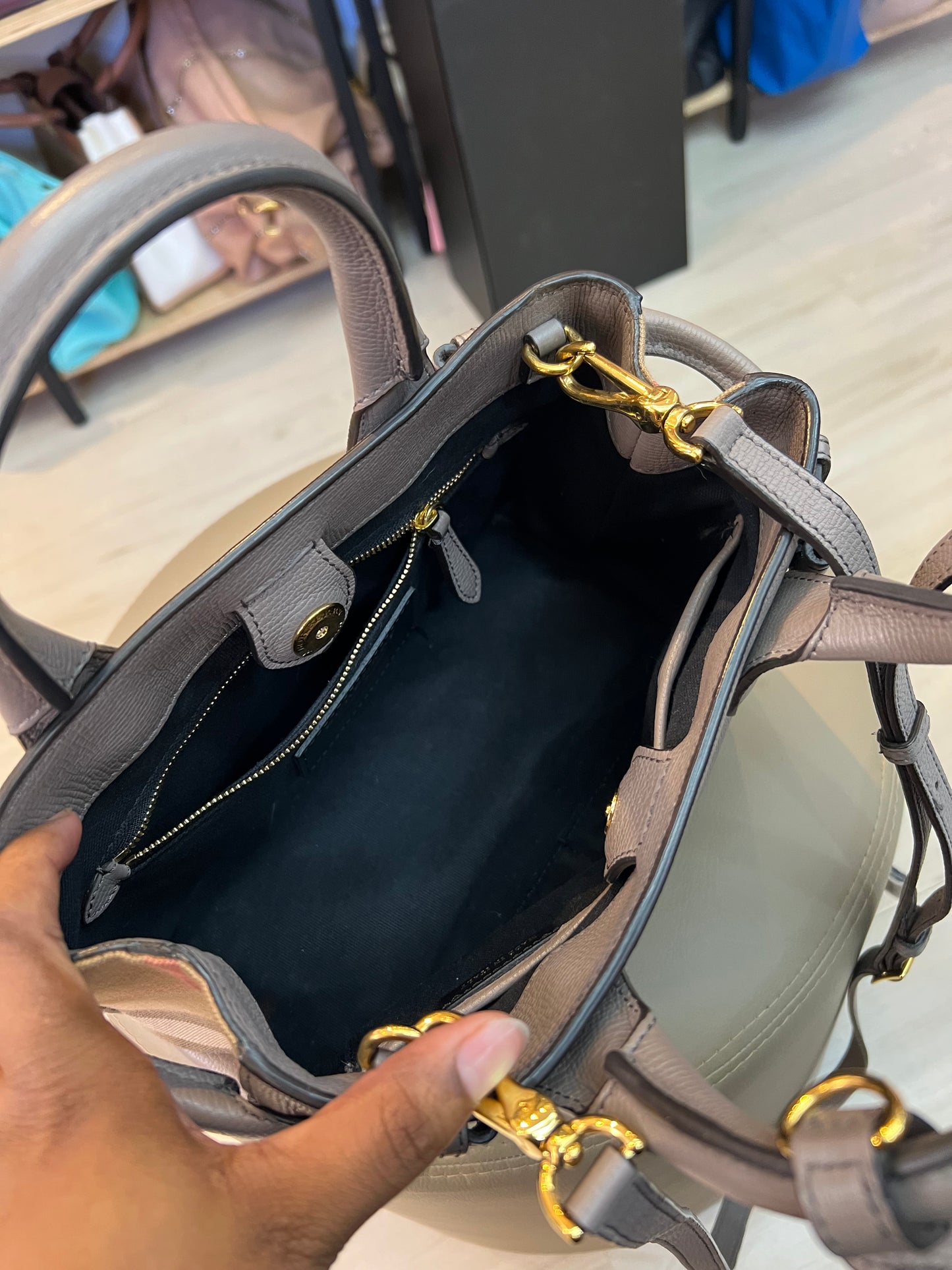 Burberry Banner Small Cinza
