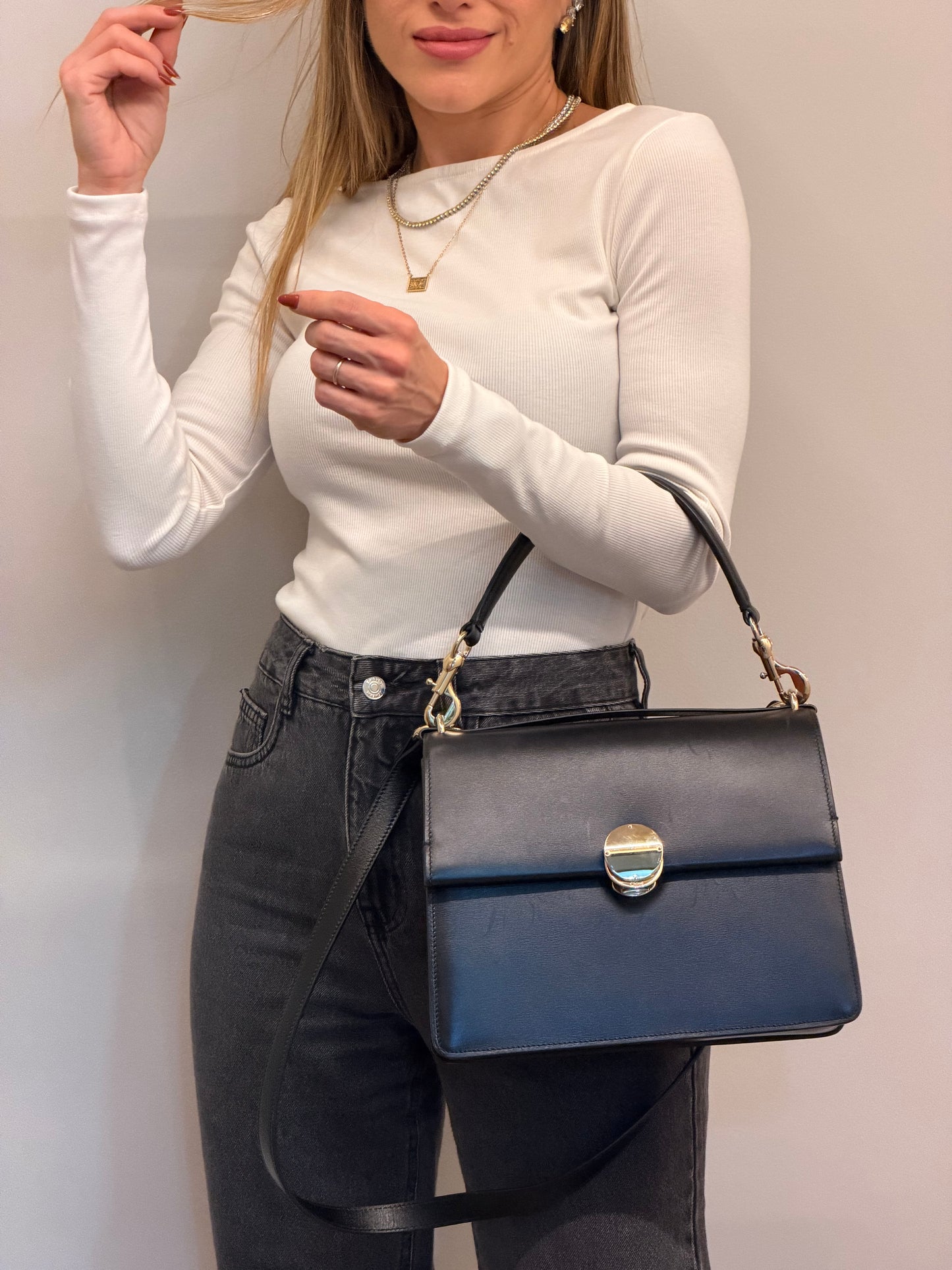 Chloé Penelope preta