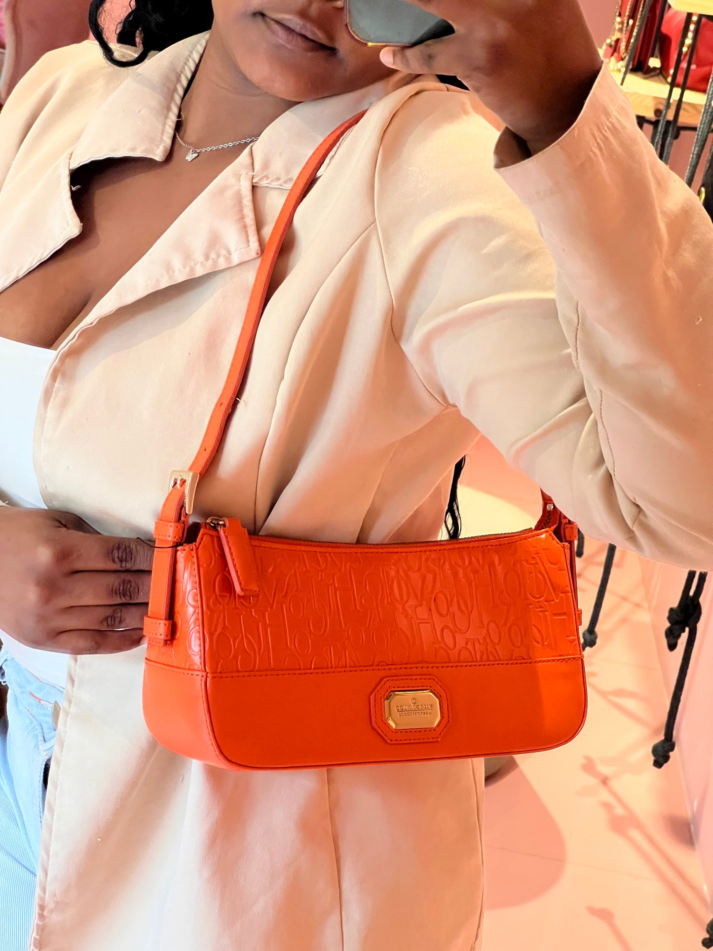 Victor Hugo Baguette Laranja