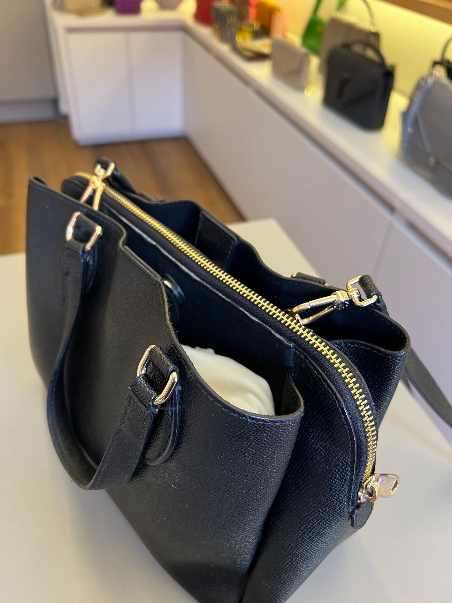 Furla Minerva Tote Preta