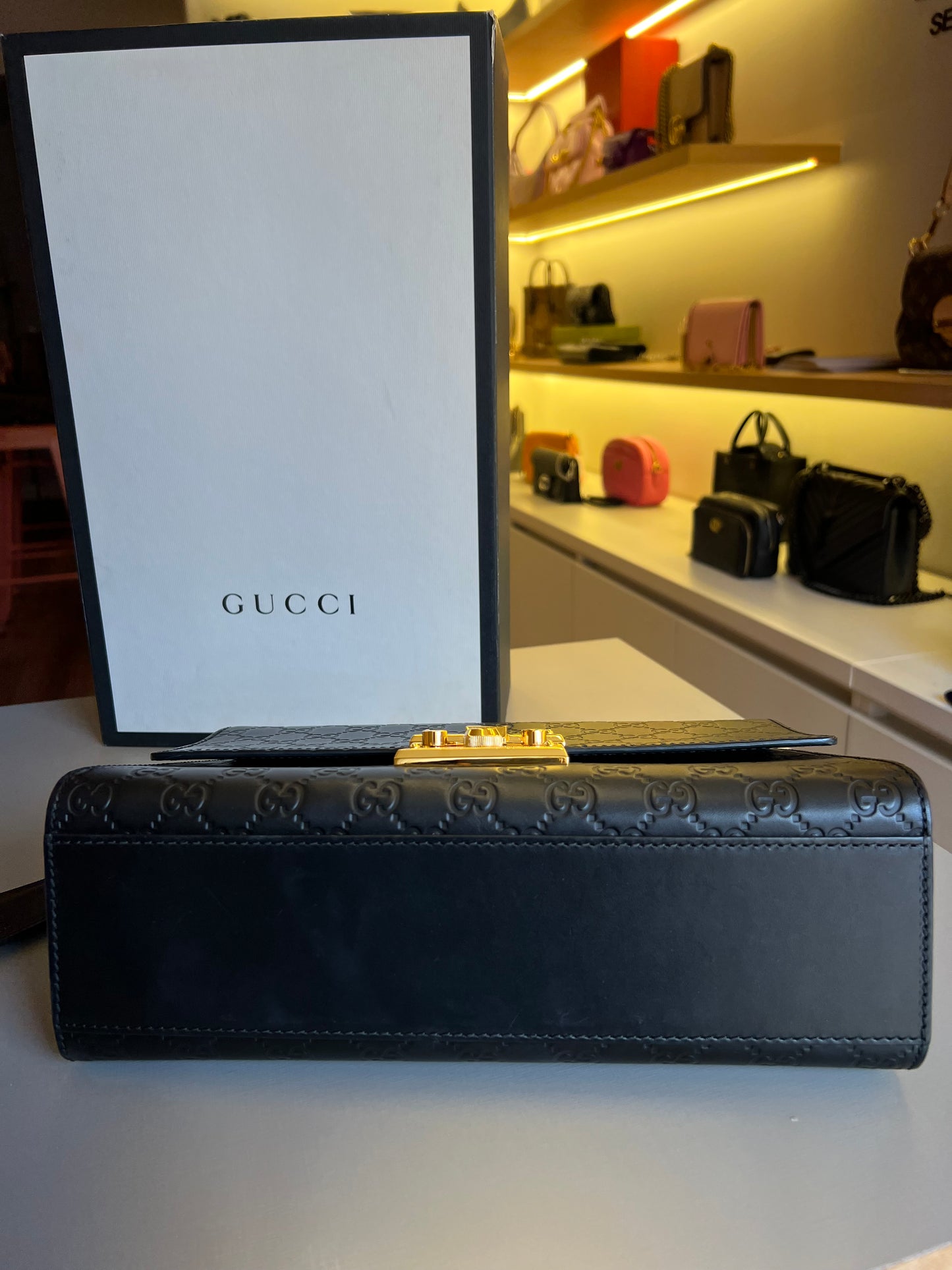 Gucci Padlock Preta Media
