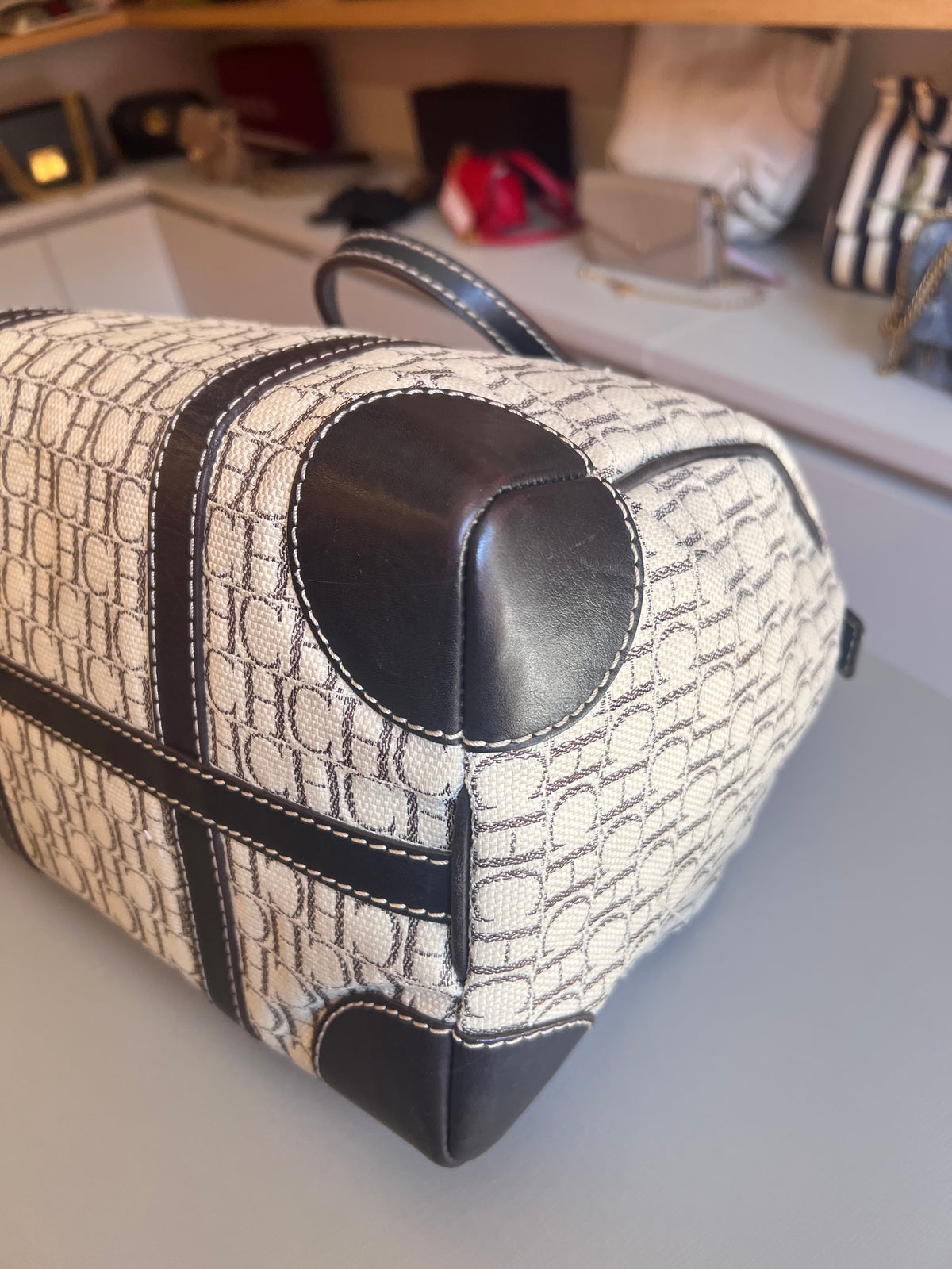 Carolina Herrera Andy Boston Monograma