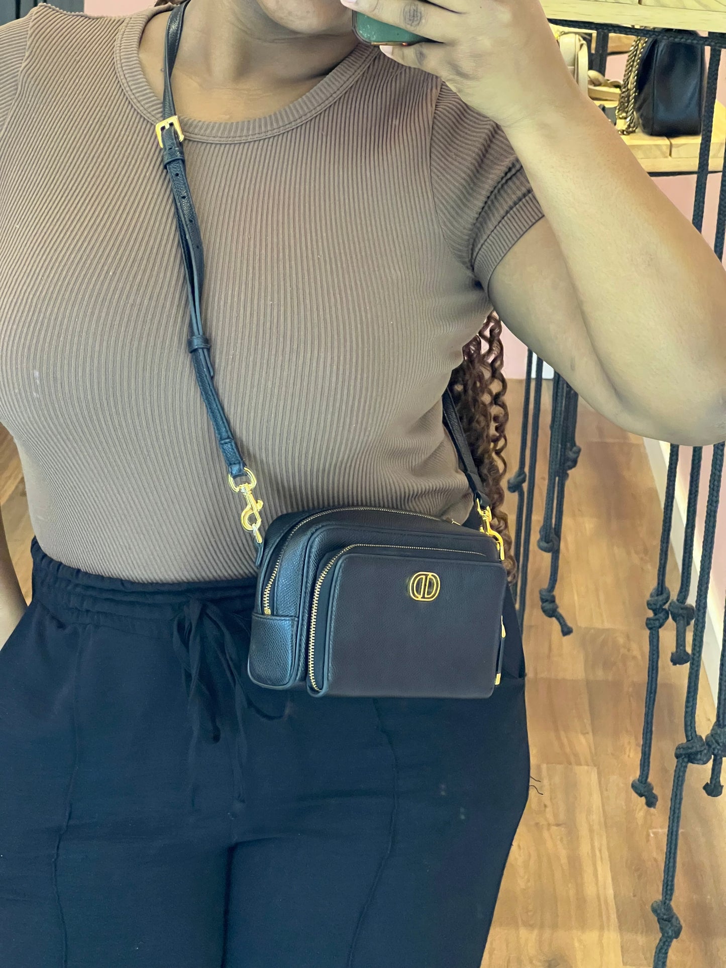 Christian Dior Cannage em Couro Preto