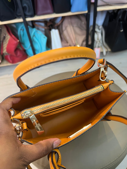 Michael Kors Mercer Amarela