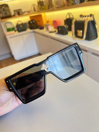 Óculos de Sol Louis Vuitton Cyclone
