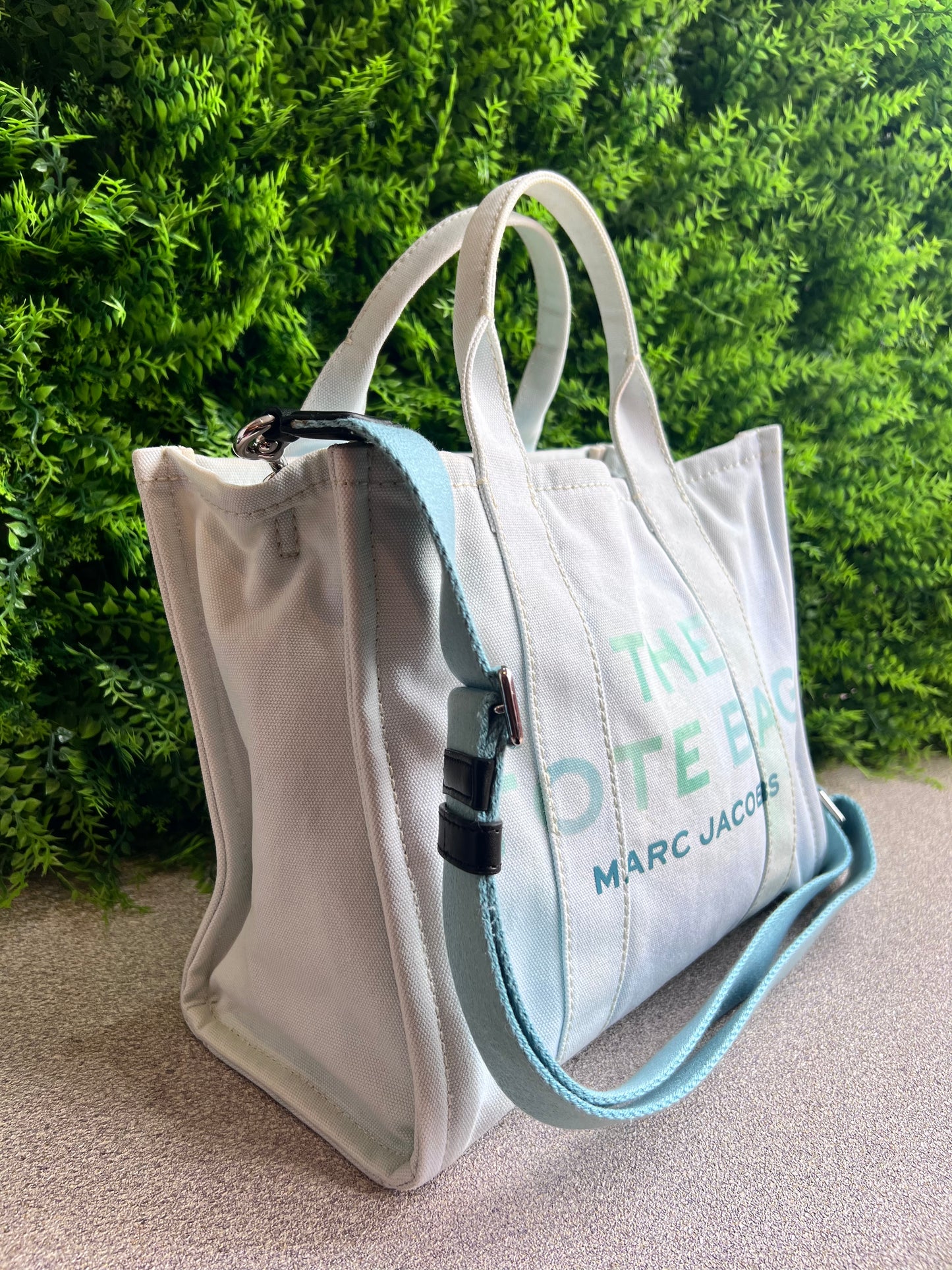 Marc Jacobs The tote bag