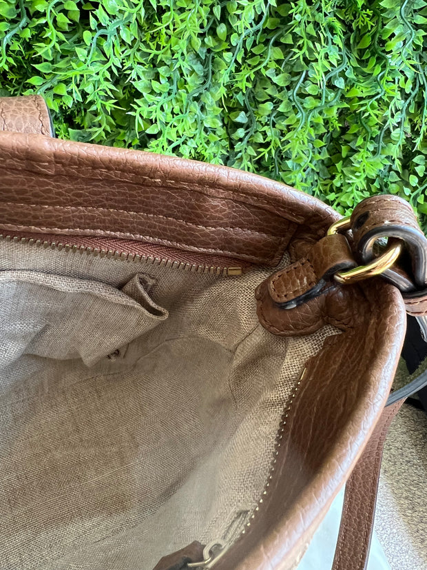 Gucci Bree Crossbody Marrom