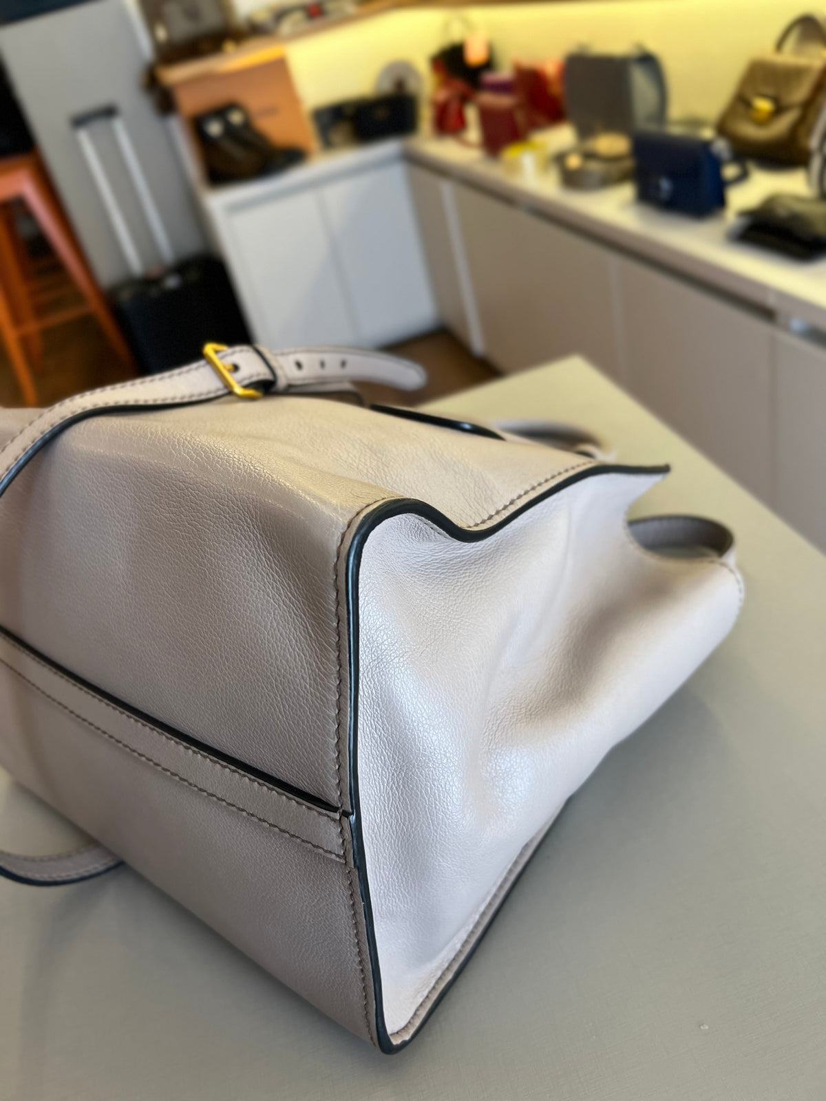 Prada Twin Pocket Cinza