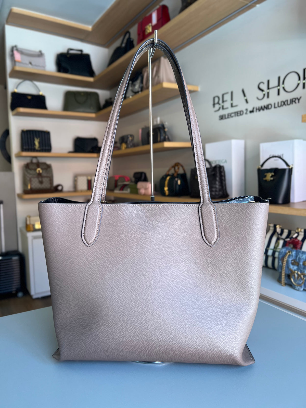 Coach Willow Tote Nude