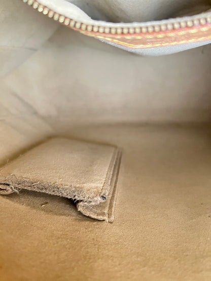 Louis Vuitton Looping Monogram