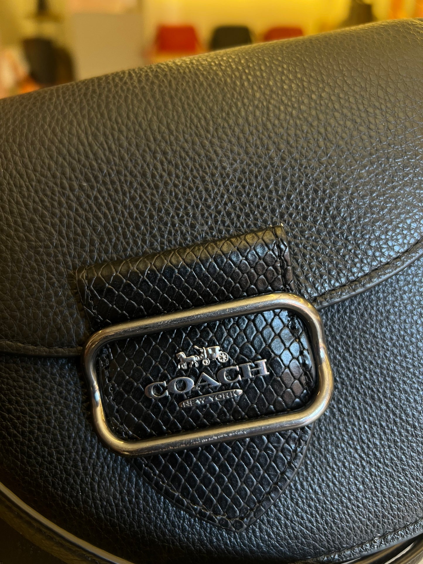 Coach Amelia Saddle Preta
