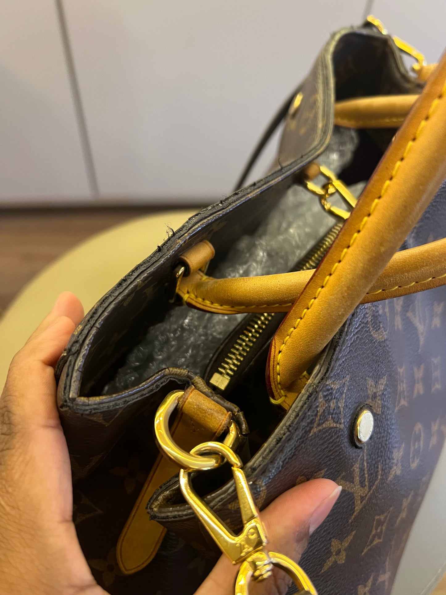 Louis Vuitton Montaigne Monograma MM