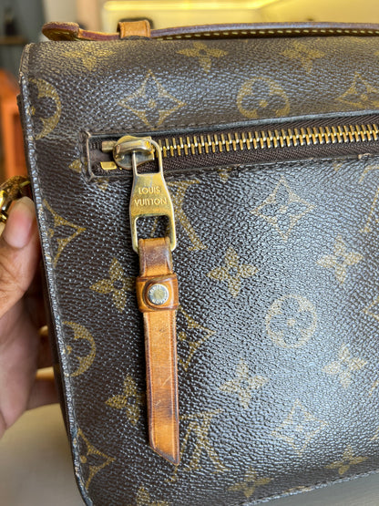 Louis Vuitton Pochette Métis Monograma