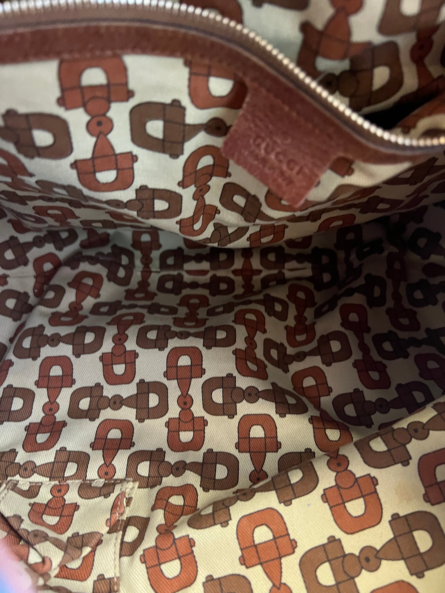 Gucci Indy Hobo Bag Marrom