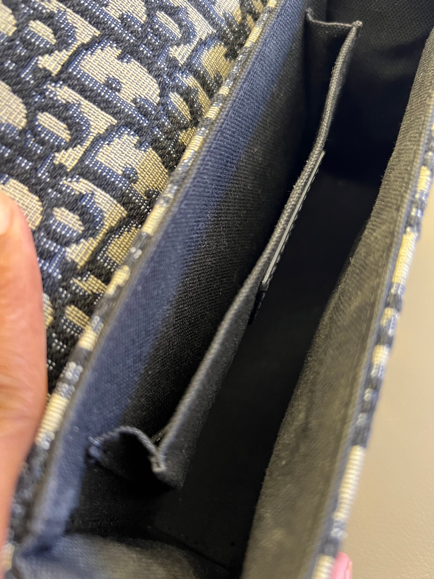 Dior 30 Montaigne Monograma