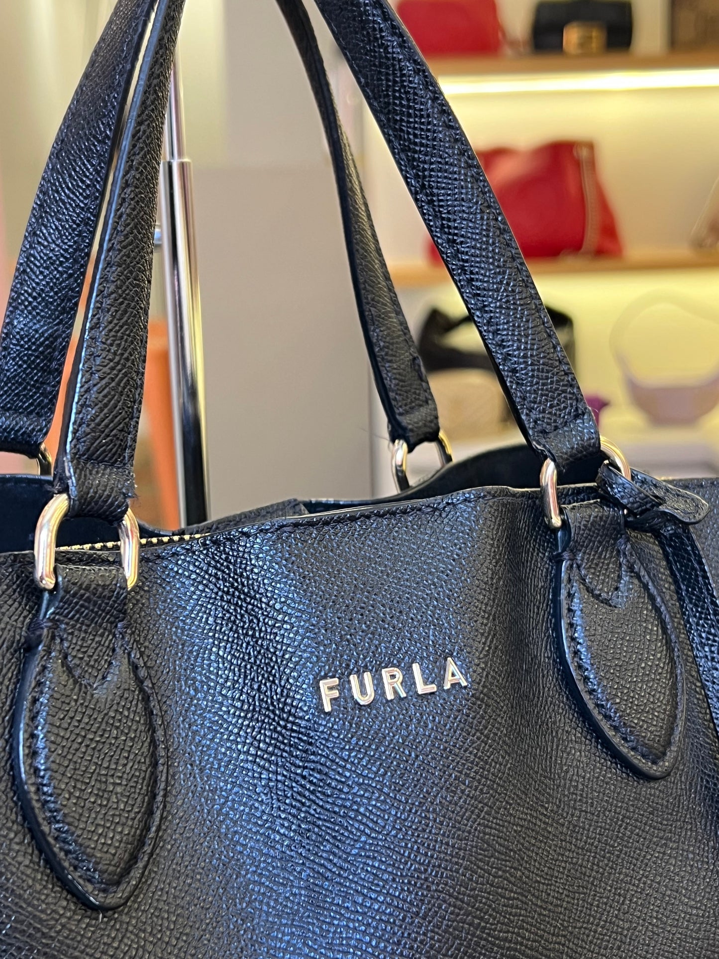 Furla Minerva Tote Preta