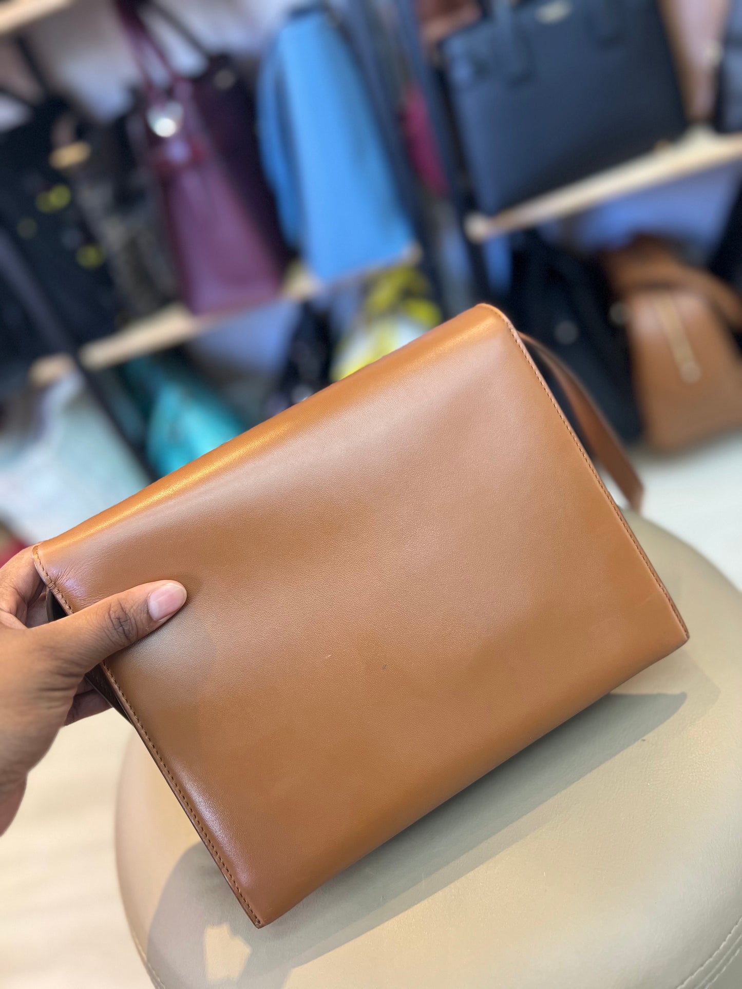 Ferragamo Trifolio Marrom