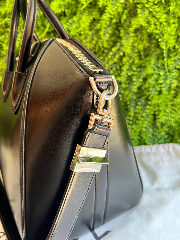 Givenchy Antigona G Preta