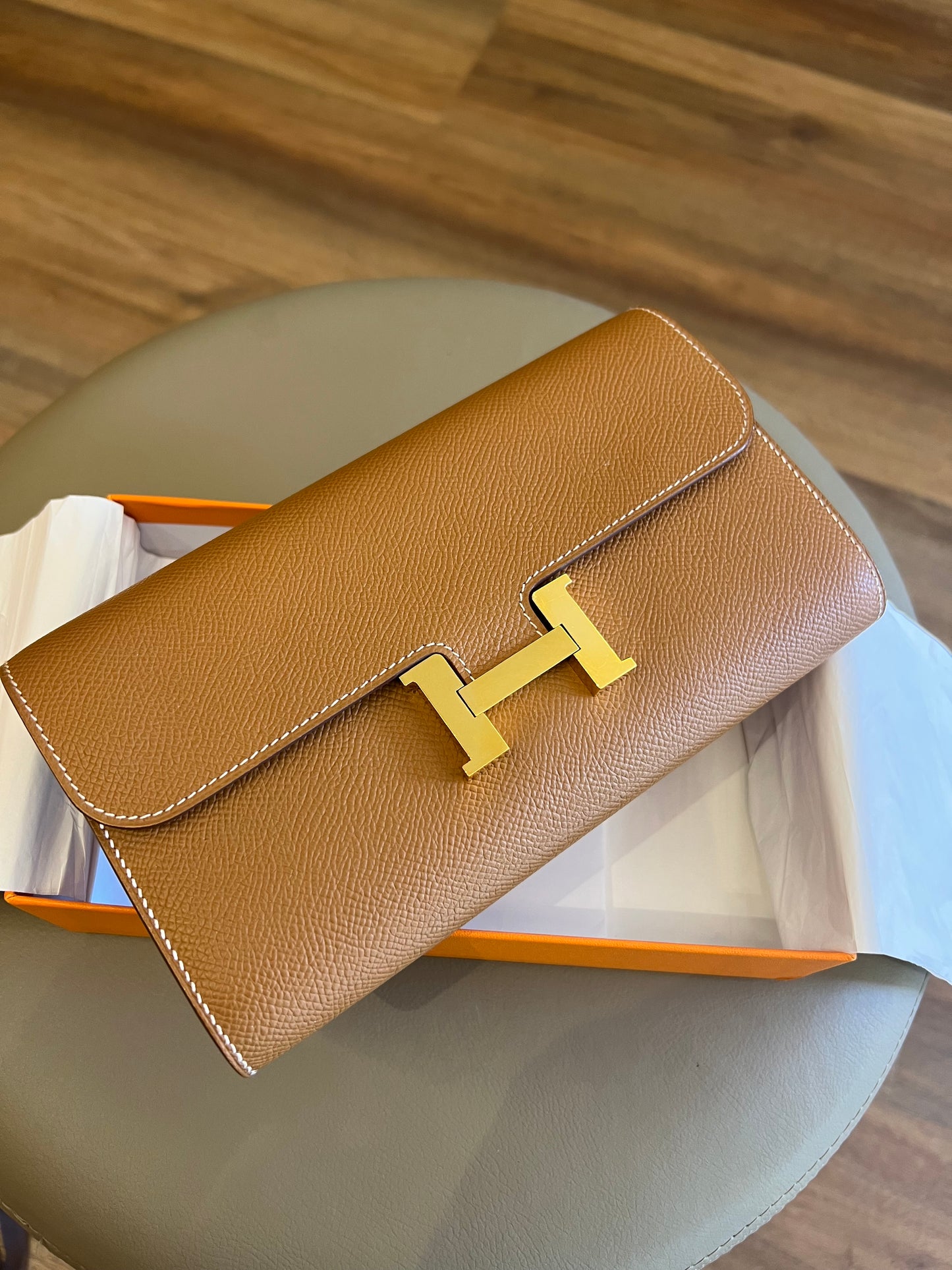 Hermès Constance To Go