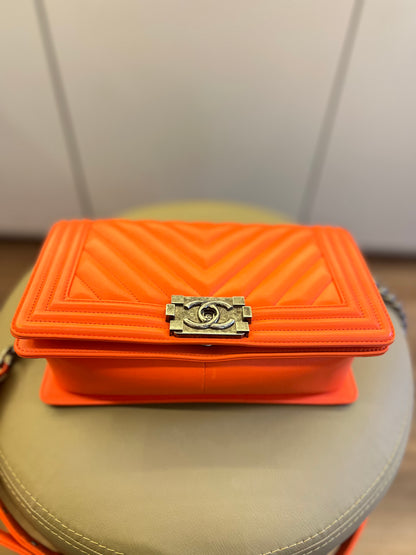 Chanel Boy Medium Laranja