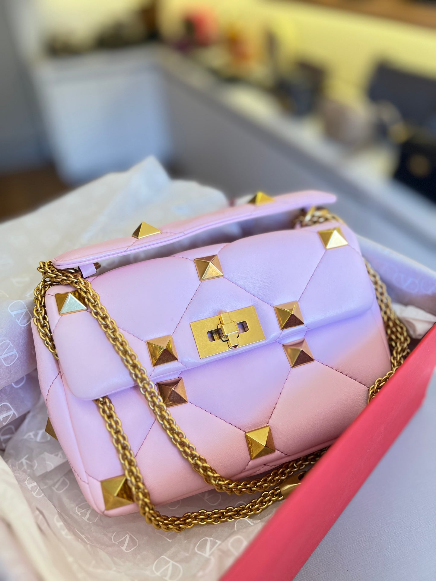 Valentino Roman Stud Média Rosa