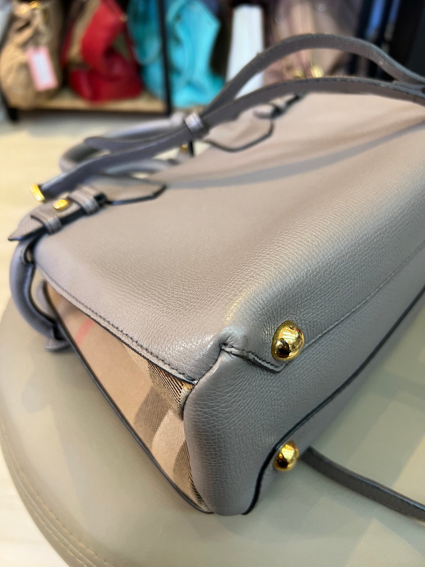 Burberry Banner Small Cinza