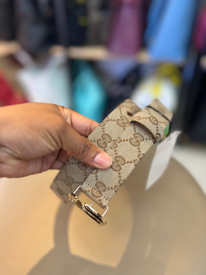 Cinto Gucci Monograma