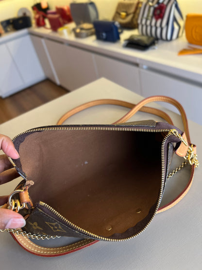 Louis Vuitton Eva Monograma