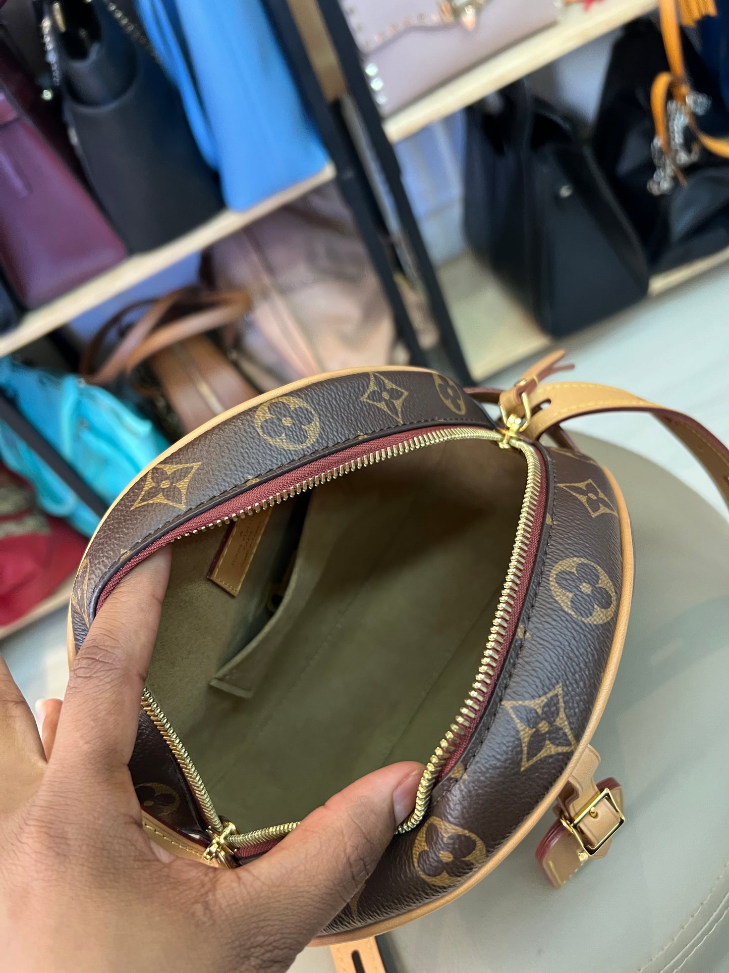 Louis Vuitton Monograma Boite Chapeau Souple
