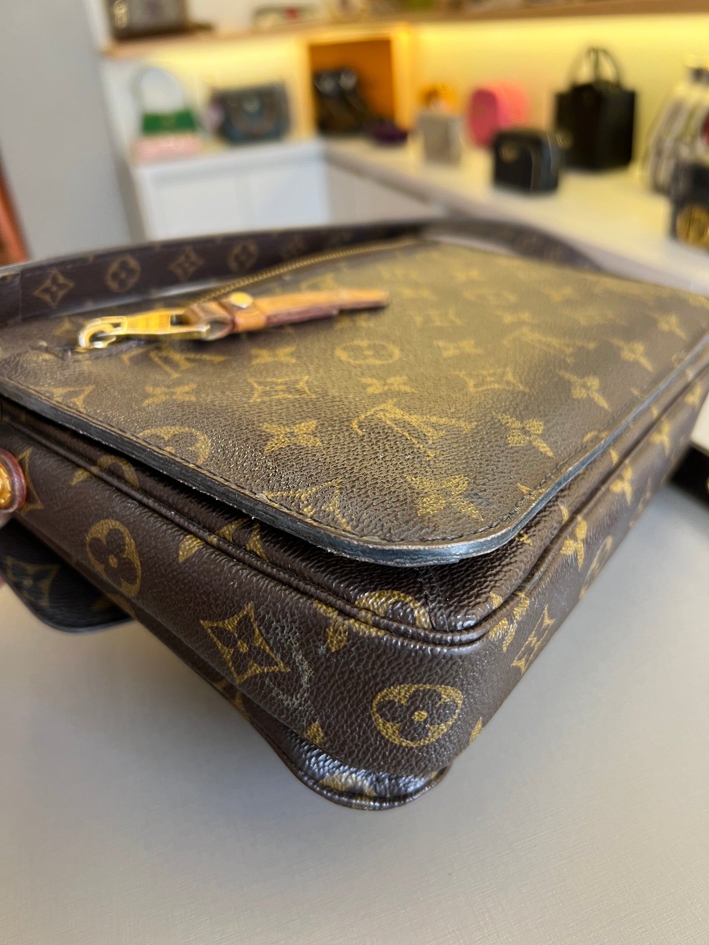 Louis Vuitton Pochette Métis Monograma
