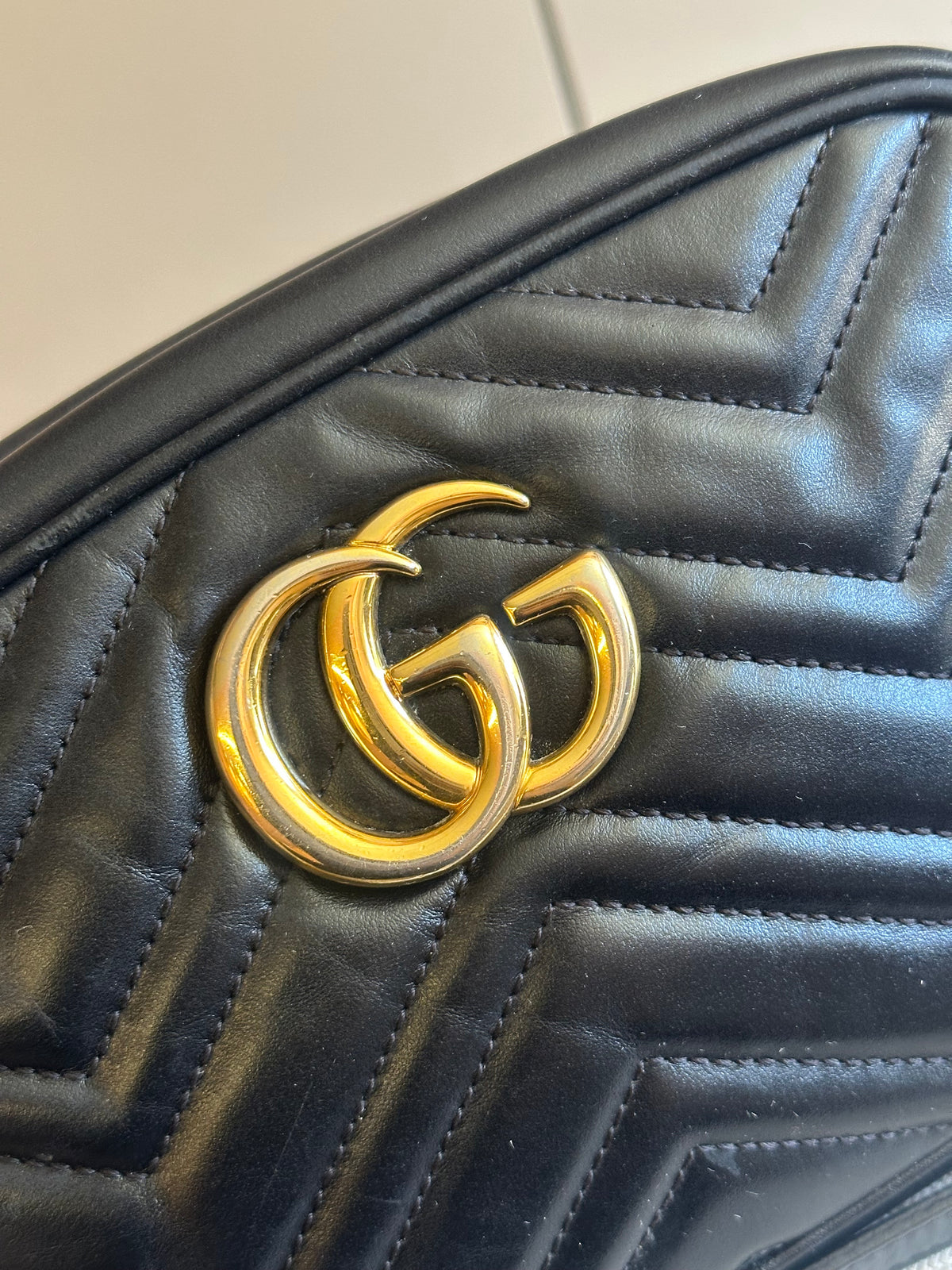 Gucci Marmont Camera bag Preta