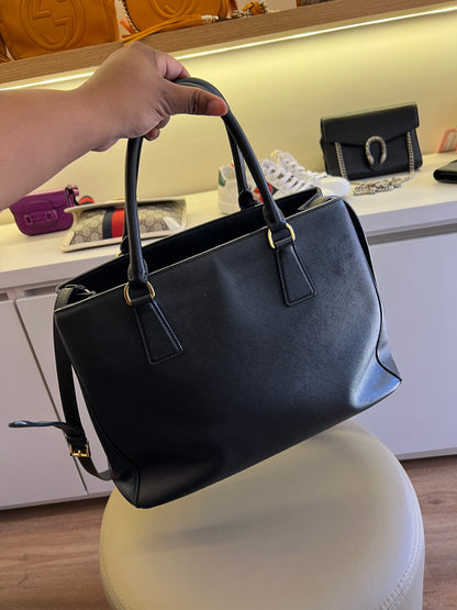Prada Galleria Saffiano Preta